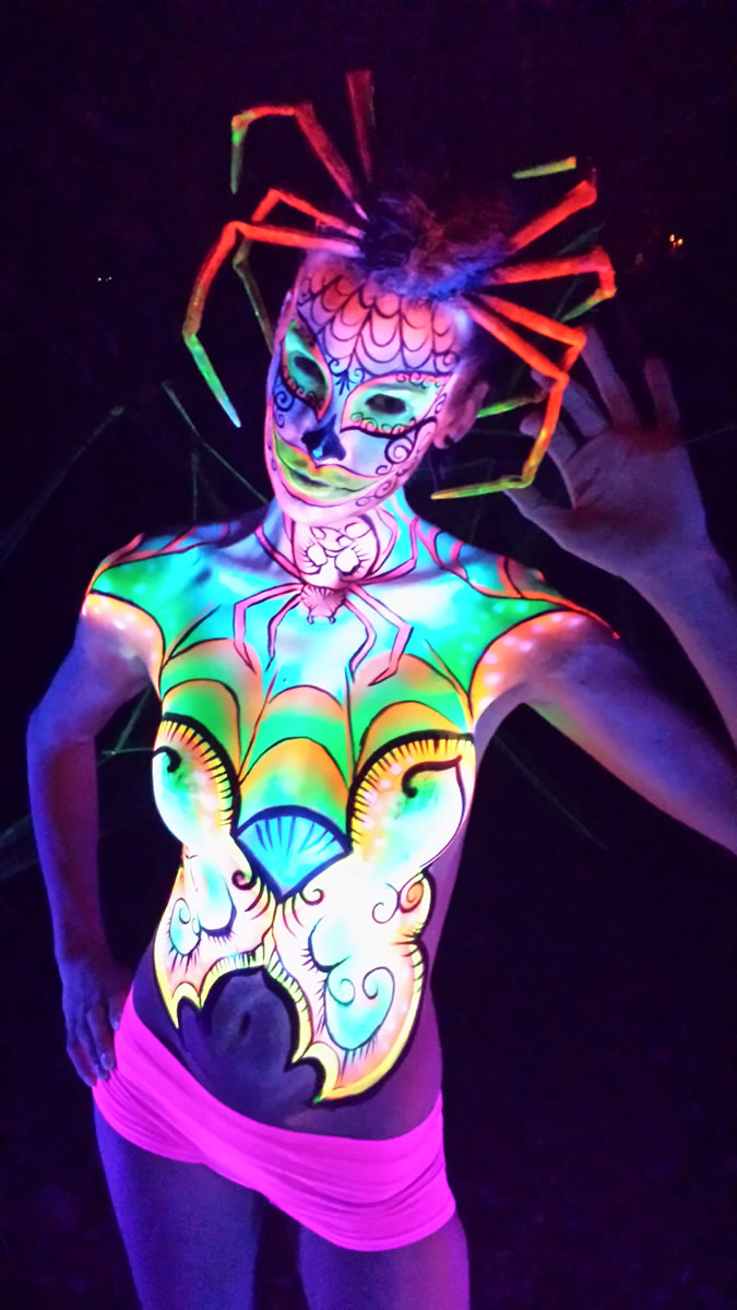 Black Light Gallery - Enrapturing Entertainment