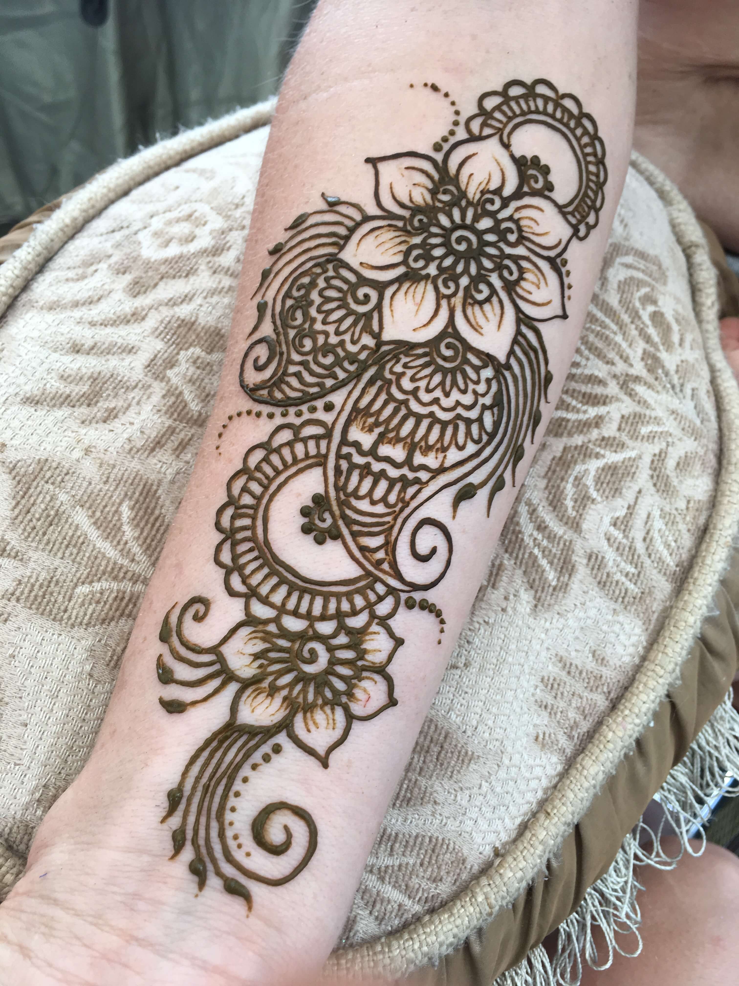 Custom Henna and Private Appointments